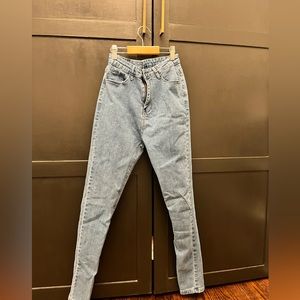 Light wash skinny jean, xs